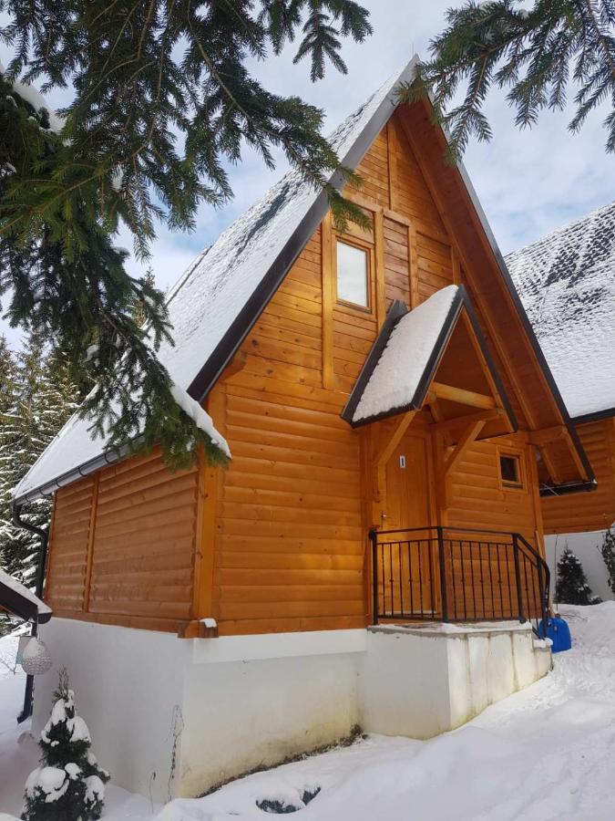 Zlatair Chalets Villa Nova Varos Luaran gambar